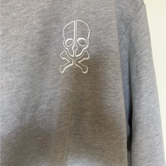Soulcycle Casey Cropped Sweatshirt in Grey with Skull in Size Small - Picture 4 of 9